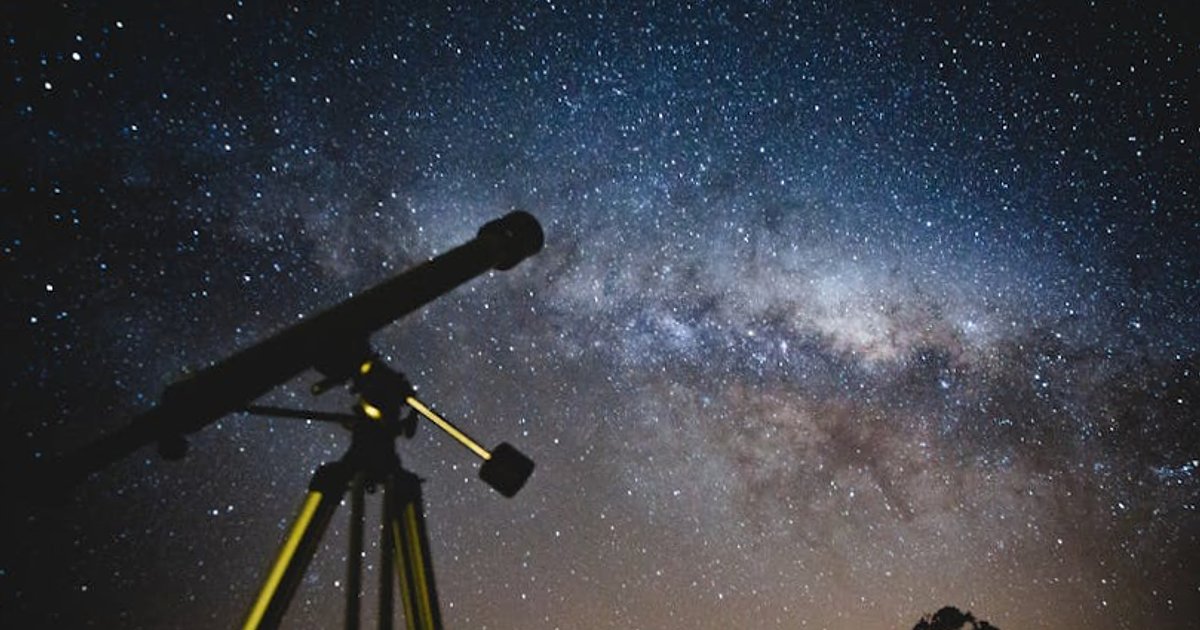 Claude Code od Anthropic: jak poboczny projekt urósł do miliardowego biznesu narzędzi AI dla programistów