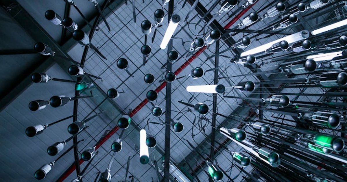 Czy ChatGPT naprawdę może stać się „nowym Windowsem”? Strategiczne wyzwania przed Samem Altmanem