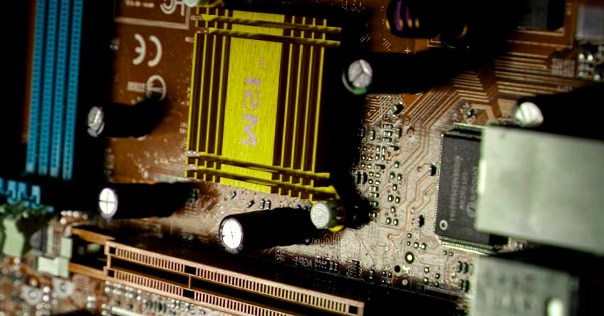 Czy Twój numer telefonu może trafić do ChatGPT? Nowe ryzyka prywatności w erze generatywnej AI