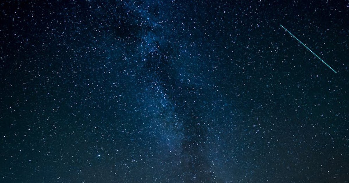 Dlaczego tak bardzo nie ufamy chatbotom? Psychologia lęku przed sztuczną inteligencją