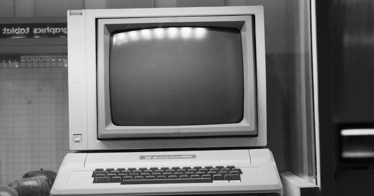 Jak korzystać z ChatGPT, by nie ogłupieć? Praktyczna higiena poznawcza w pracy z AI