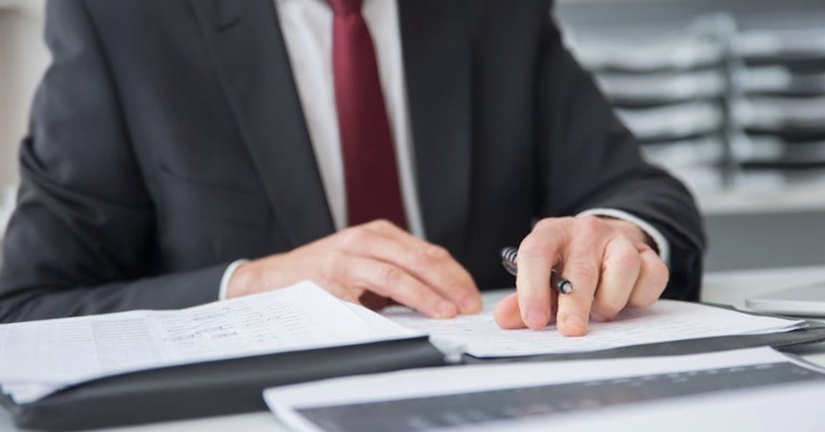 Ordynacja podatkowa 2026 a obowiązkowy KSeF: nowe zasady odpowiedzialności, dowodów i kontroli dla firm