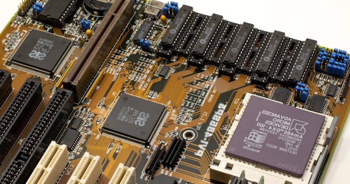 React Native 0.76 i React 18: Praktyczny przewodnik po optymalizacji wydajności aplikacji mobilnych