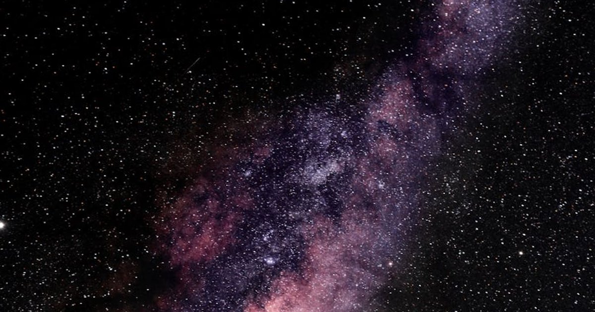 Wyścig o moc obliczeniową: jak AI przebudowuje globalne centra danych do końca dekady