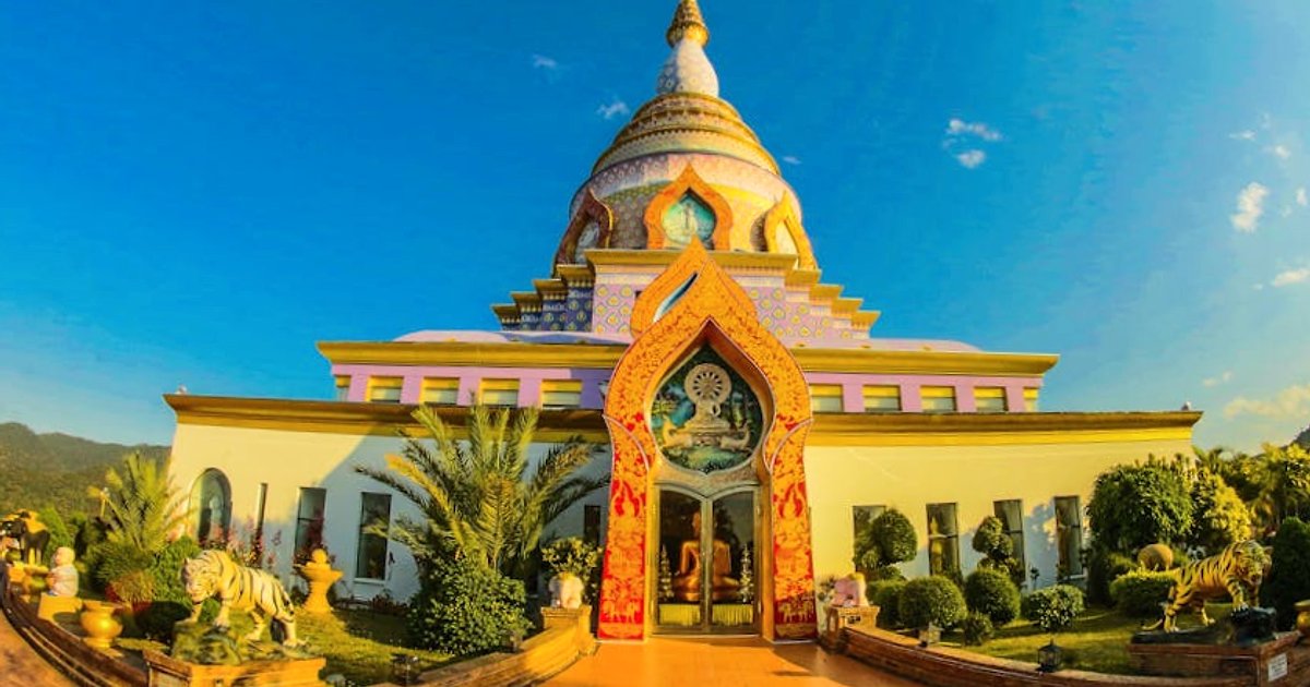 Chaos pod biurem Qatar Airways w Bangkoku. Co ujawnił kryzys o standardach obsługi w globalnym lotnictwie?