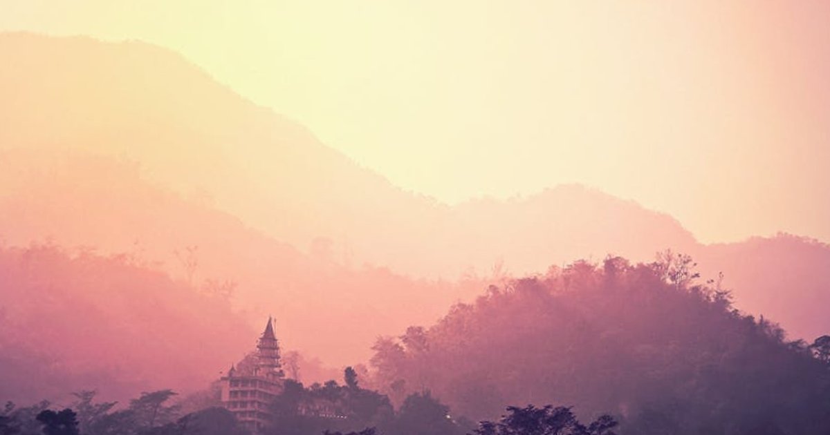 Czy Wietnam zastąpi Chiny jako fabryka świata? Sektorowa analiza potencjału nowego centrum produkcyjnego