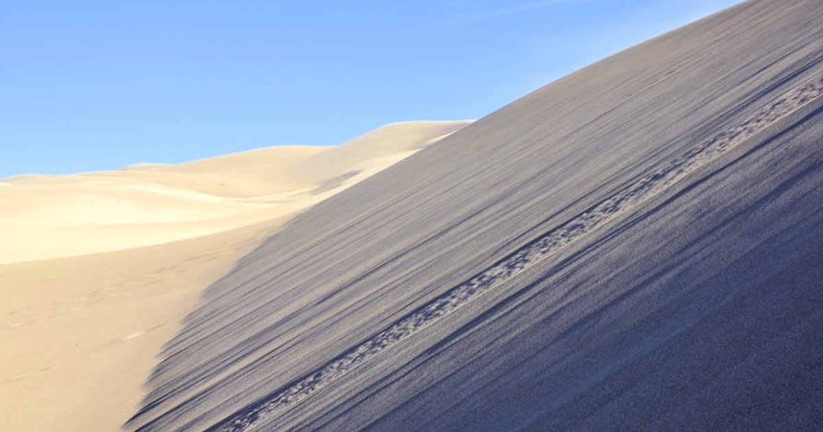 Iran po śmierci Chameneiego: jak geopolityczny wstrząs przełoży się na ropę, gaz i globalne ryzyka