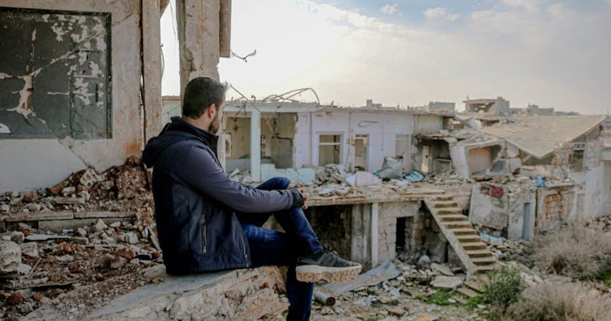 Jak czytać ostrzeżenia sejsmiczne online w 2026 roku? Przewodnik dla spokojnych podróżnych