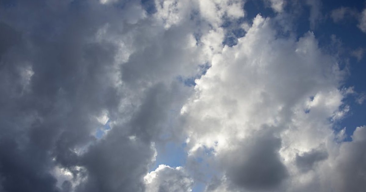 Jak konflikty na Bliskim Wschodzie zmieniają mapę podróży w 2026 roku: koszty, ryzyka i nowe kierunki