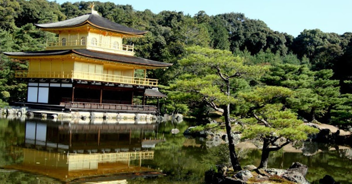 Japonia w czerwcu: czy sezon deszczowy to zły moment na wyjazd z Polski? Rzetelna analiza plusów i minusów