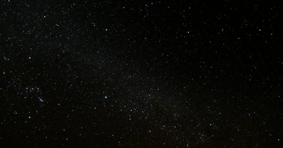 Które zawody jako pierwsze zastąpi AI? Praktyczne wnioski z raportu Anthropic dla pracowników biurowych i studentów