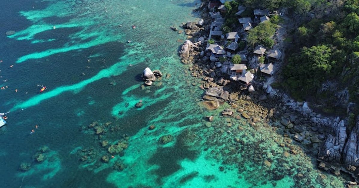 Majowe burze w Tajlandii a transport i zwiedzanie: praktyczny przewodnik po pierwszym monsunie