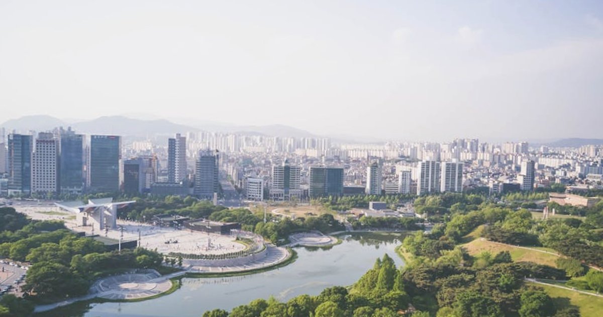 Nauczyciel angielskiego w Korei: czy 2,1 mln KRW to wciąż dobry deal dla Polaka?