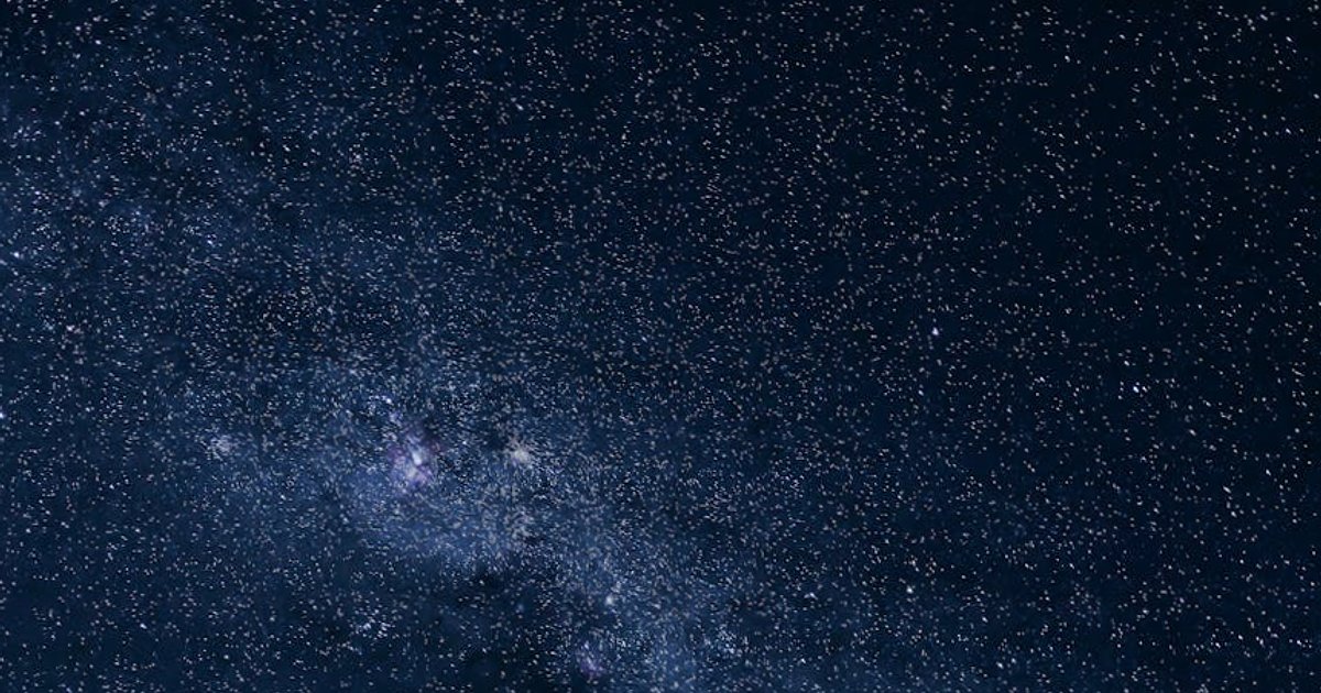 Nowe wymogi Białego Domu wobec firm AI: konsekwencje zasady „każde legalne użycie” dla prawa, rynku i innowacji