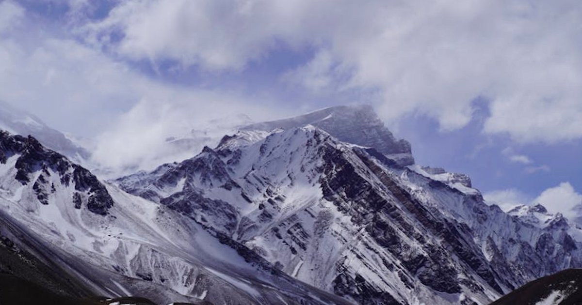 Nowy rywal USA w AI? Co decyzja Departamentu Skarbu oznacza dla Anthropic i przyszłości infrastruktury sztucznej inteligencji