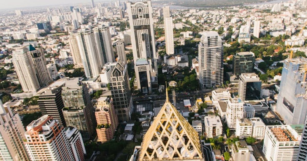 Polacy w Tajlandii: jak przygotować się na kryzysy i nieprzewidziane zdarzenia podczas podróży do Azji