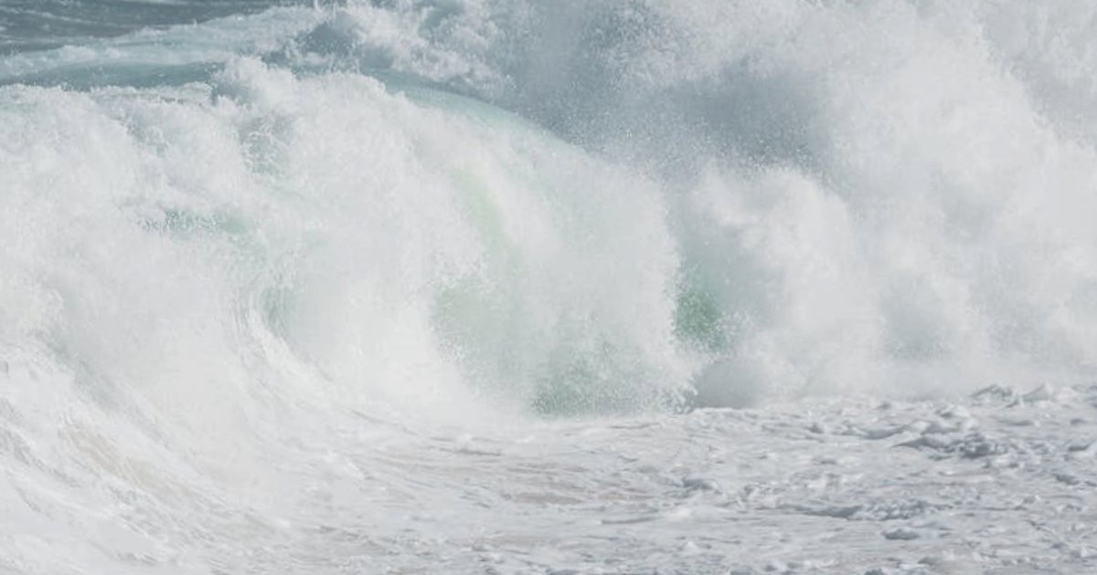 Tsunami a turystyka w 2026 roku: jak wybierać bezpieczne kurorty nad oceanem