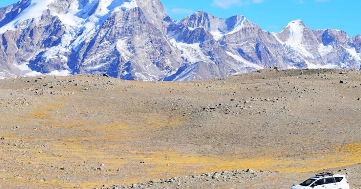 Wycieczki objazdowe 2026: jak mądrze wybierać nowoczesne objazdówki zamiast klasycznego all inclusive