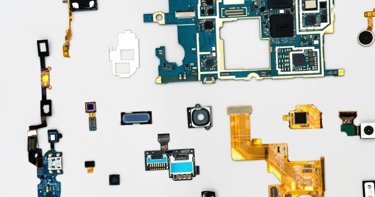 Best Vibe Coding Tools na mobile w 2026: Instance, Base44, Whip, Capsule, Cursor i Claude Code