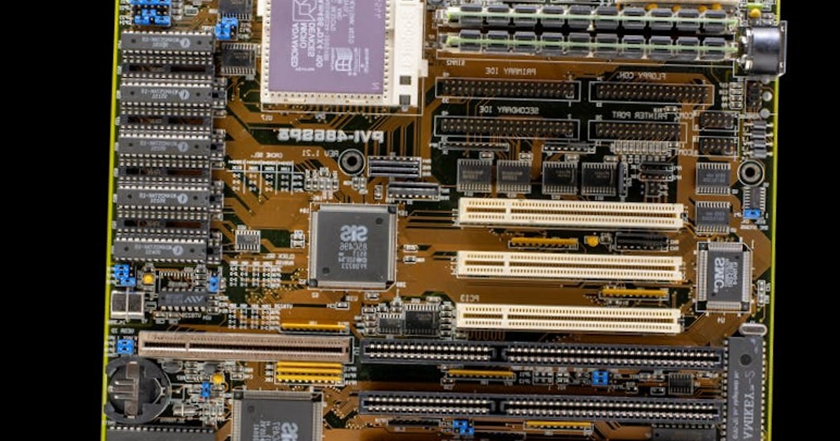 „Mnie to nie dotyczy”. Nierealistyczny optymizm Polaków wobec AI i zwolnień