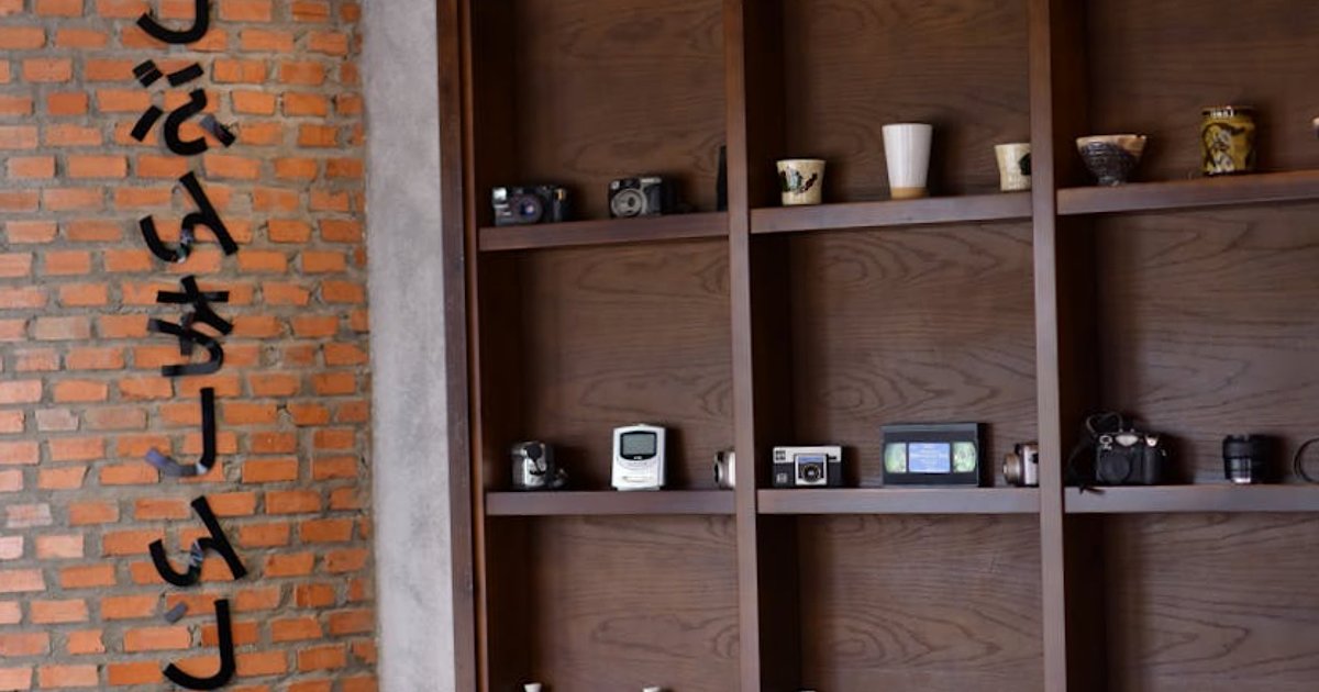 Polowanie na analog w Tokio – jak ogarnąć sprzęt jeszcze przed lotem