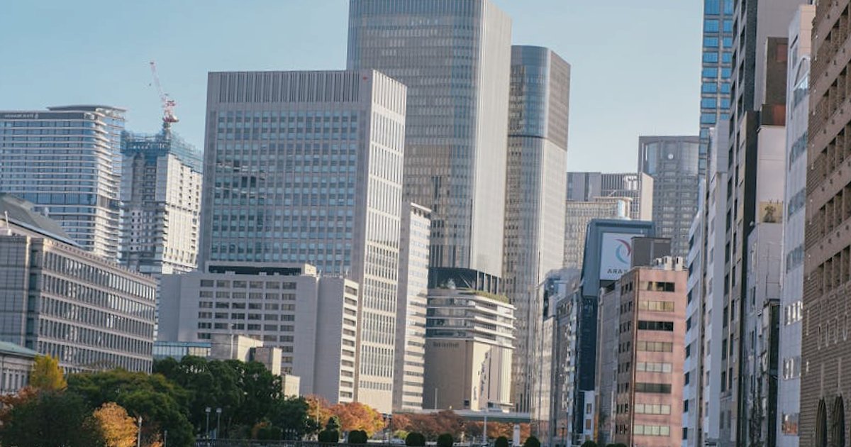 Sezonowe oblicza Osaki w 2025/2026: kiedy lecieć, żeby trafić idealnie?