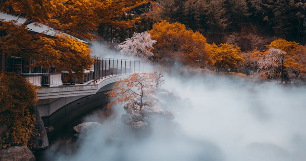 Tatuaże a onseny w Japonii: co naprawdę da się ogarnąć w 2026 roku