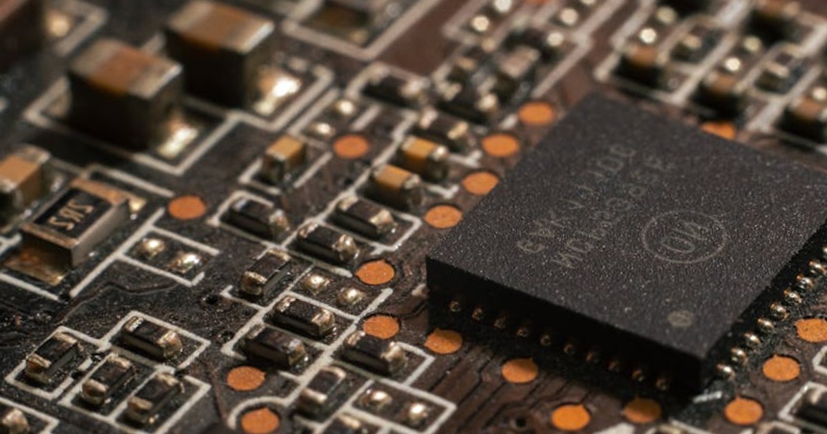 Vibe coding w aplikacjach mobilnych: jak zaprojektować UX, który naprawdę coś czuje