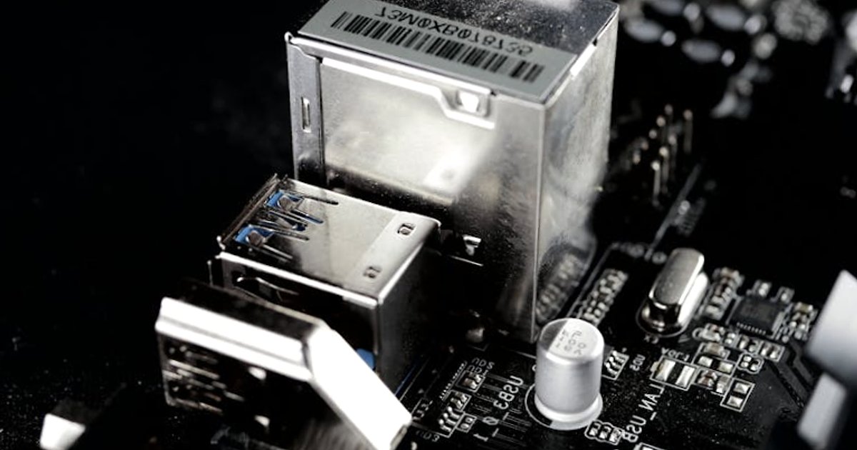 Vibe coding w praktyce: jak 3–5x przyspieszyć Flutter, React Native i Kotlin Multiplatform z AI